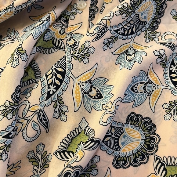 Ann Taylor Loft Blouse | SIZE XS - Picture 4 of 5